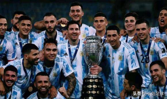 足球场上11个位置分别是什么,足球场上各个位置职责是什么