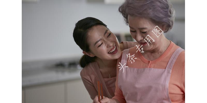 我和老公回老家养老,女儿打6个电话阻止,你才56就养老,我怎么办？