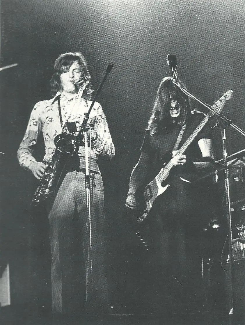 pinkfloyd专辑月之暗面,pinkfloyd月之暗面封面短袖