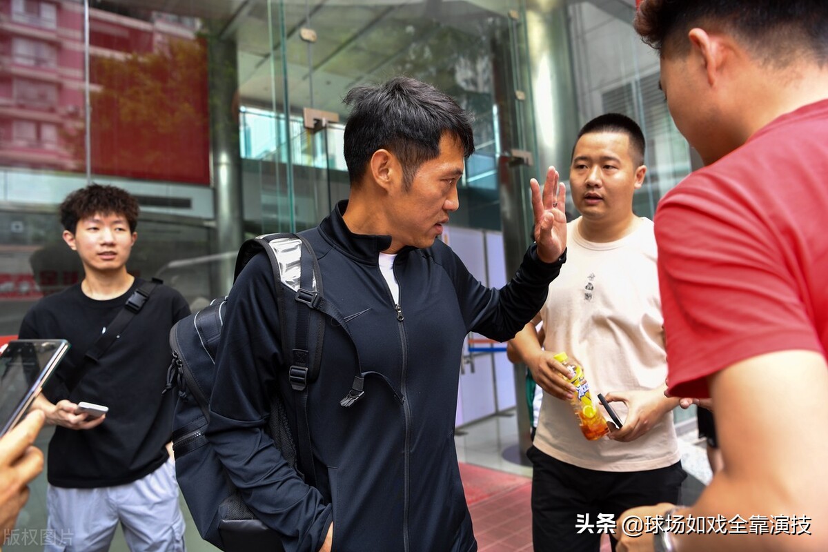 重庆两江竞技足球俱乐部多久解散,重庆两江竞技队解散最新新闻