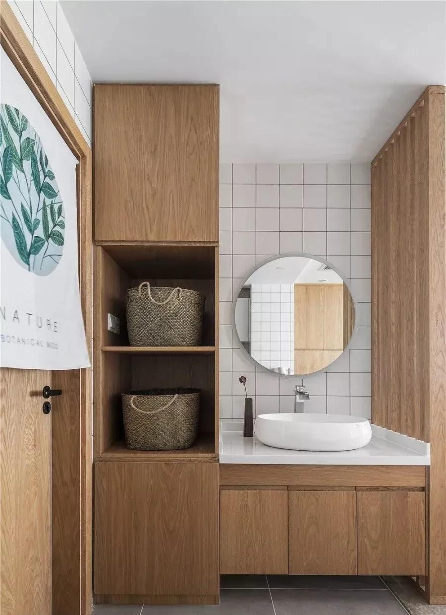 卫生间门对入户门化解神器,入户门对主卧对卫生间门怎么解决