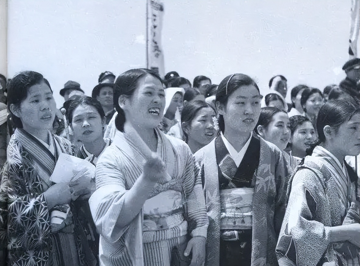 为什么巴西足球人才那么多,巴西为什么足球那么厉害