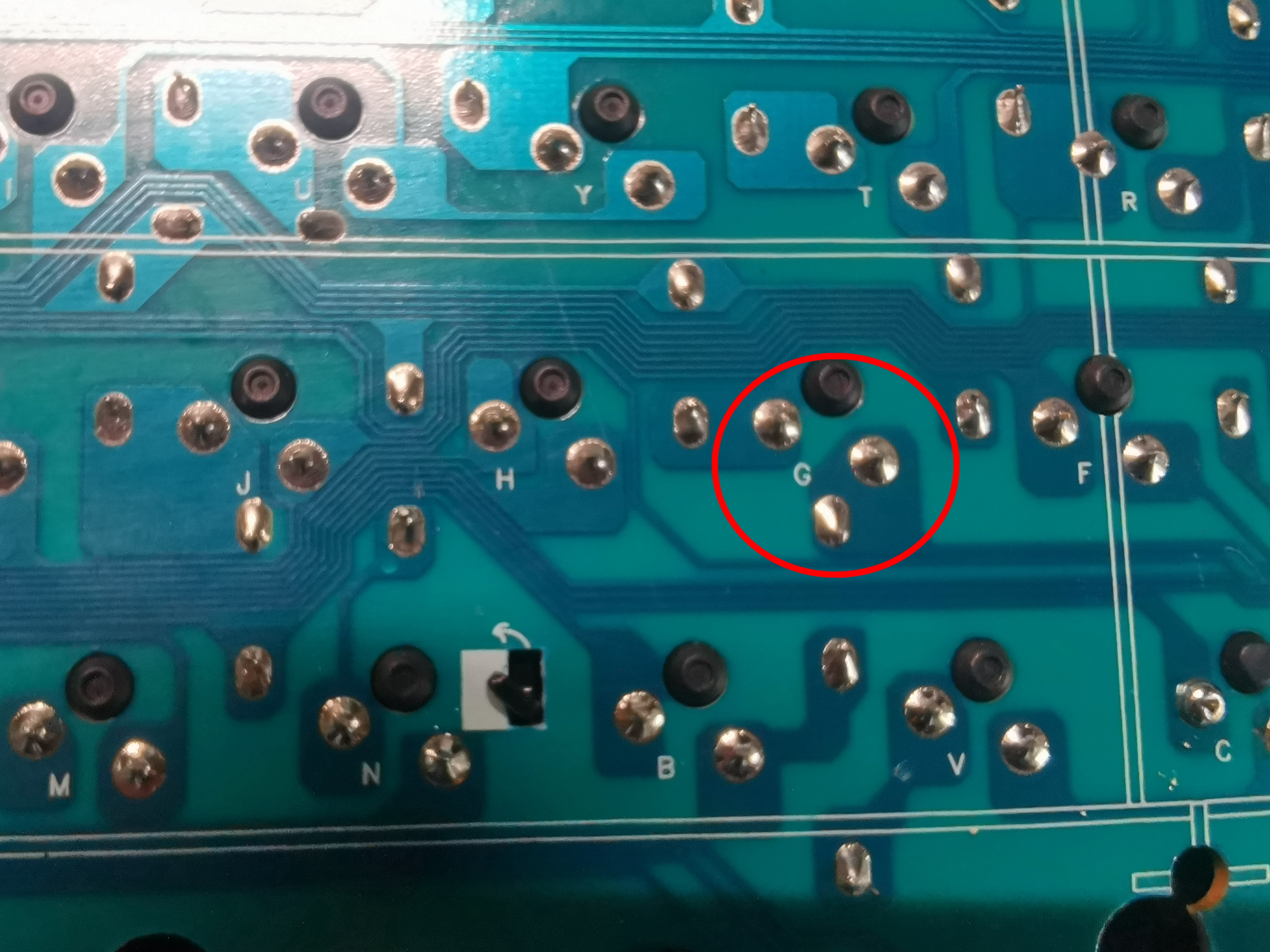 狼蛛鬼王104机械键盘怎么拆,键盘狼蛛f87pro侧刻换轴