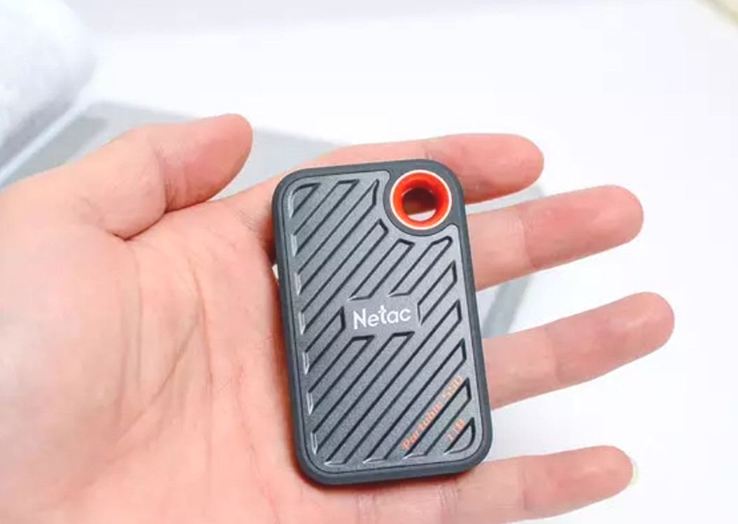 不考虑预算买三星还是苹果,不考虑价格三星和小米你会选谁