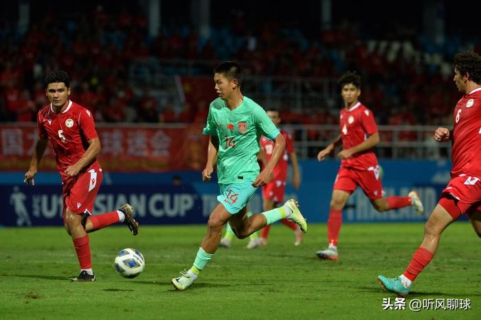中国男足队还有下滑空间吗,男足掀起了新一轮的留洋大军