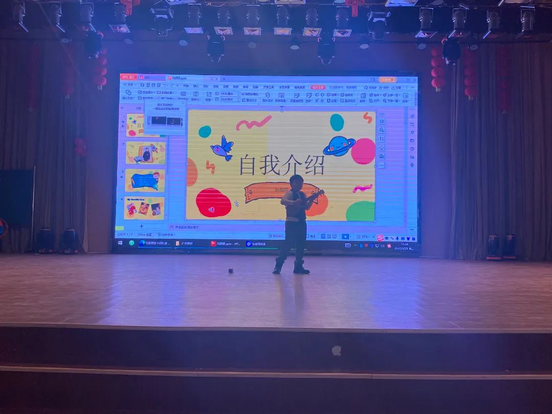 初中英语风采大赛自我介绍,自我介绍英语风采大赛