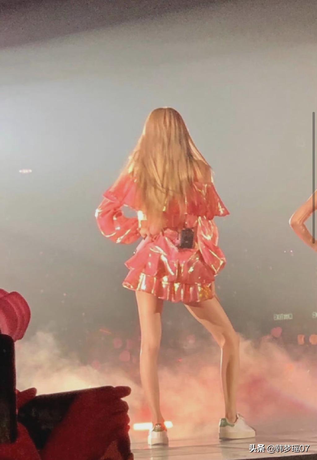 朴彩英ros出圈造型,朴彩英ros为什么这么火