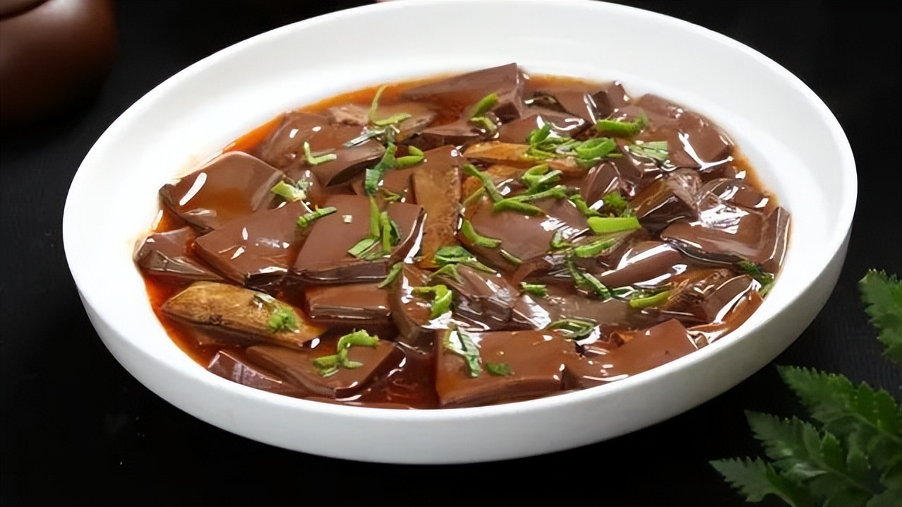 猪身上的这3个部位，宁愿扔了也不要吃！很多人还把它当“宝”