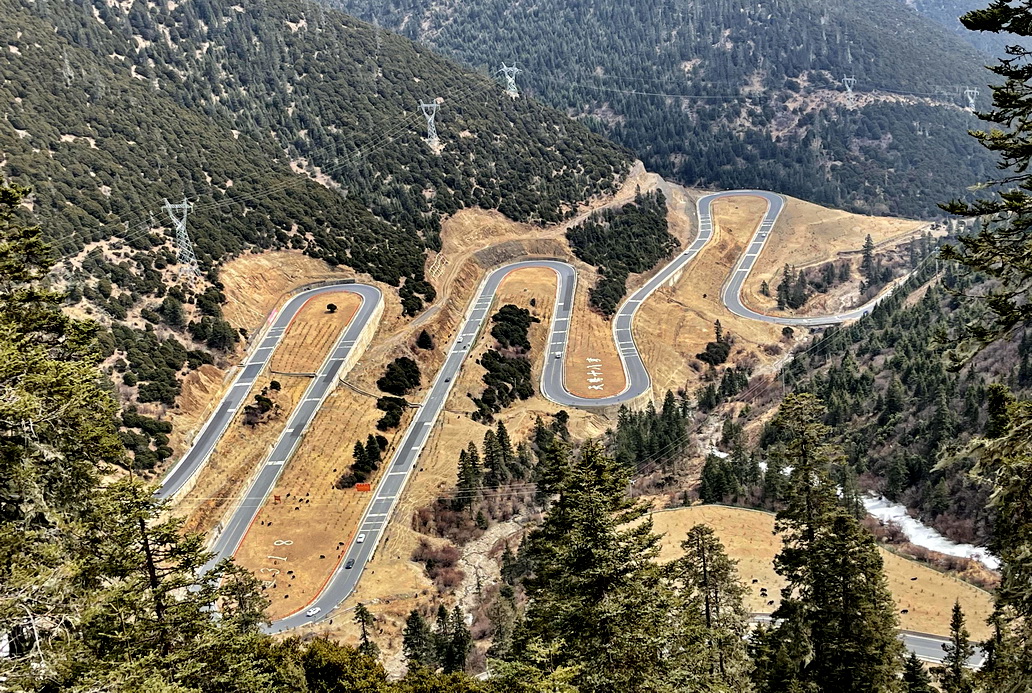 西藏自驾滇藏自由行攻略,又到草原旅游的季节