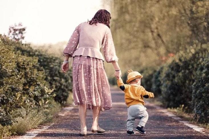 女子全款买车背8万贷款后续,女子全款买车背八万贷款大结局