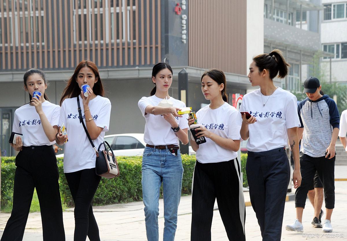 选择舞蹈艺考好吗,选择艺考学校几大理由