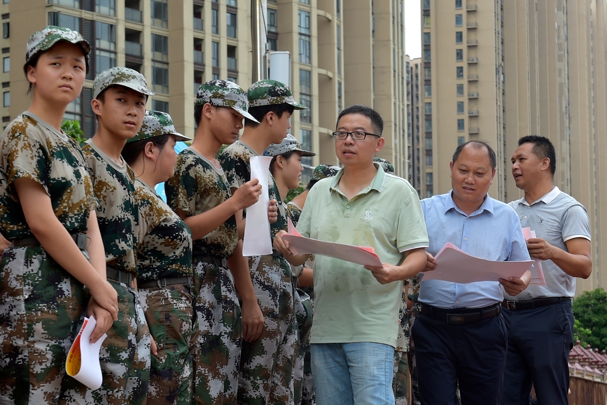 桂林各校军训精彩回顾,广西军训队列操