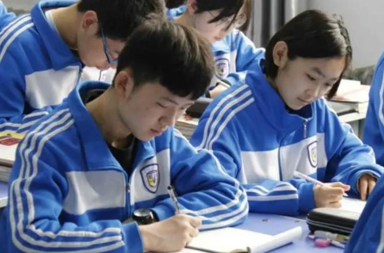 中高考难度变化未来应该重视什么,新高考改革从2025开始吗