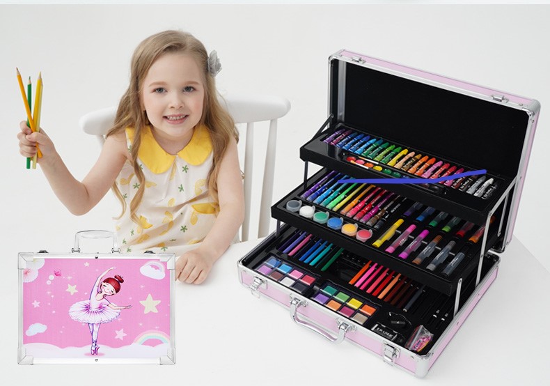 孩子羡慕同学零花钱多,孩子总是羡慕别人家有钱