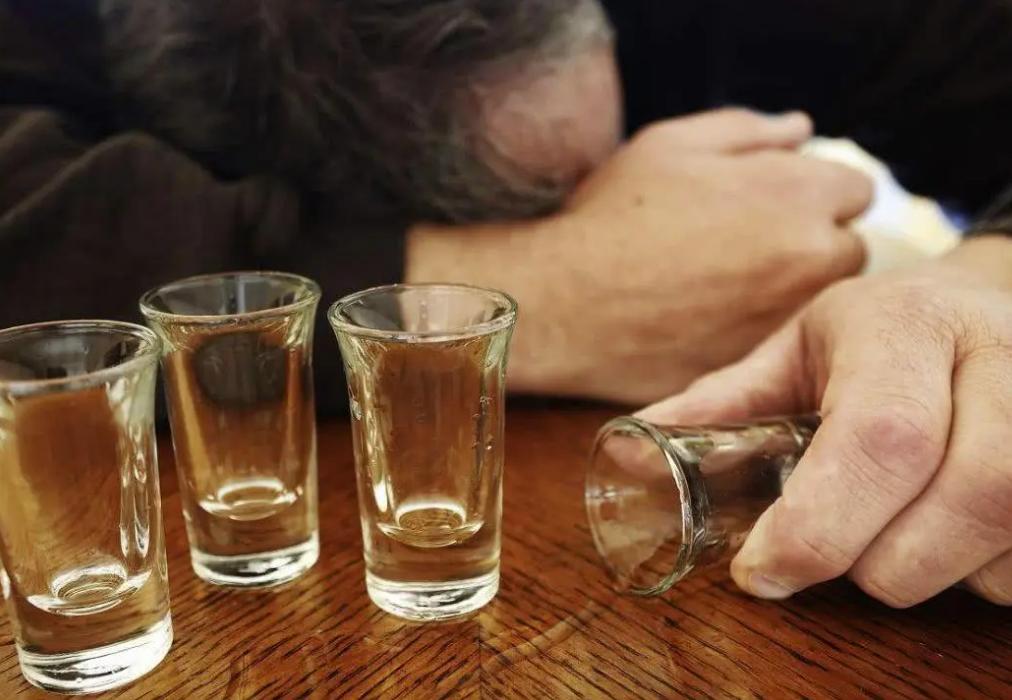 夫妻房事时，坚持多长时间算正常？多久一次对身体好？了解一下