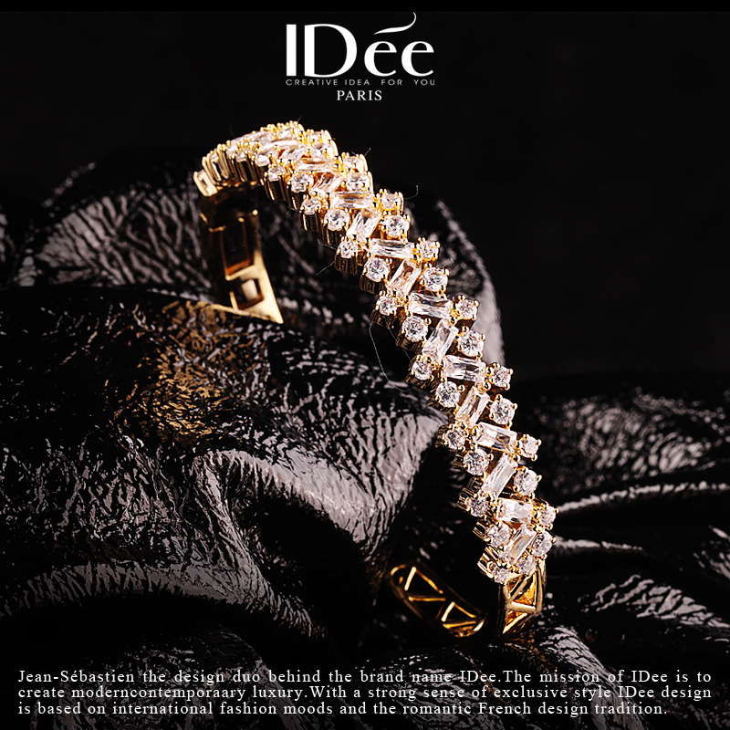 轻松提升精致感——IDee亚玟之星闪钻手镯潮牌轻奢小众高级感配饰
