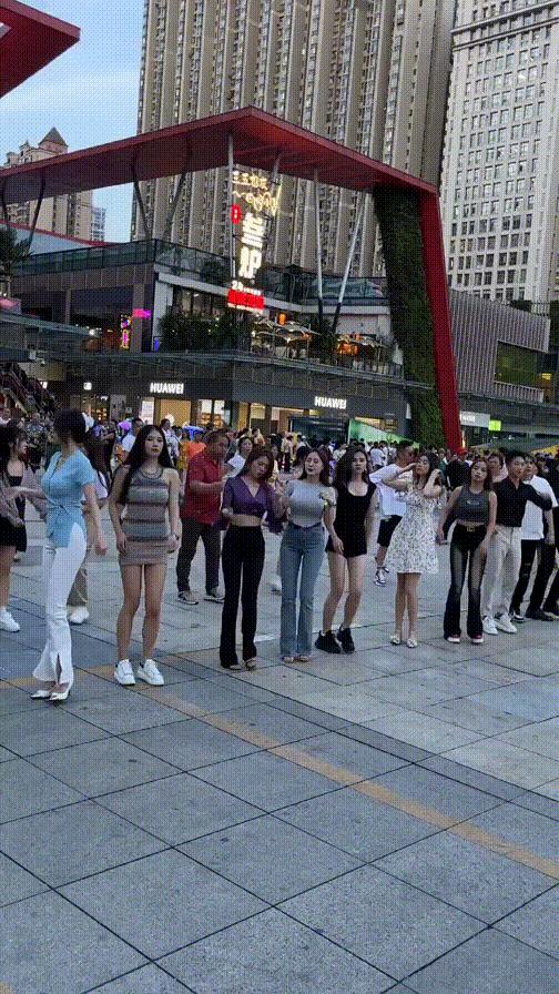 站着走路腰不舒服坐着没事,走路累了倒走能缓解吗