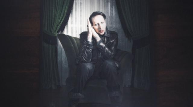 家暴、PUA、当众强奸，明星这个没心没肺的男人终于挨锤子了