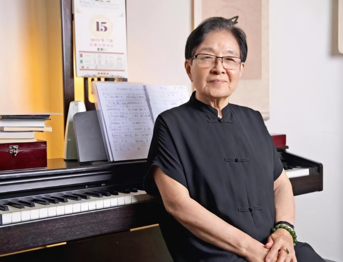 谷建芬老公追悼会,作曲家谷建芬晚年