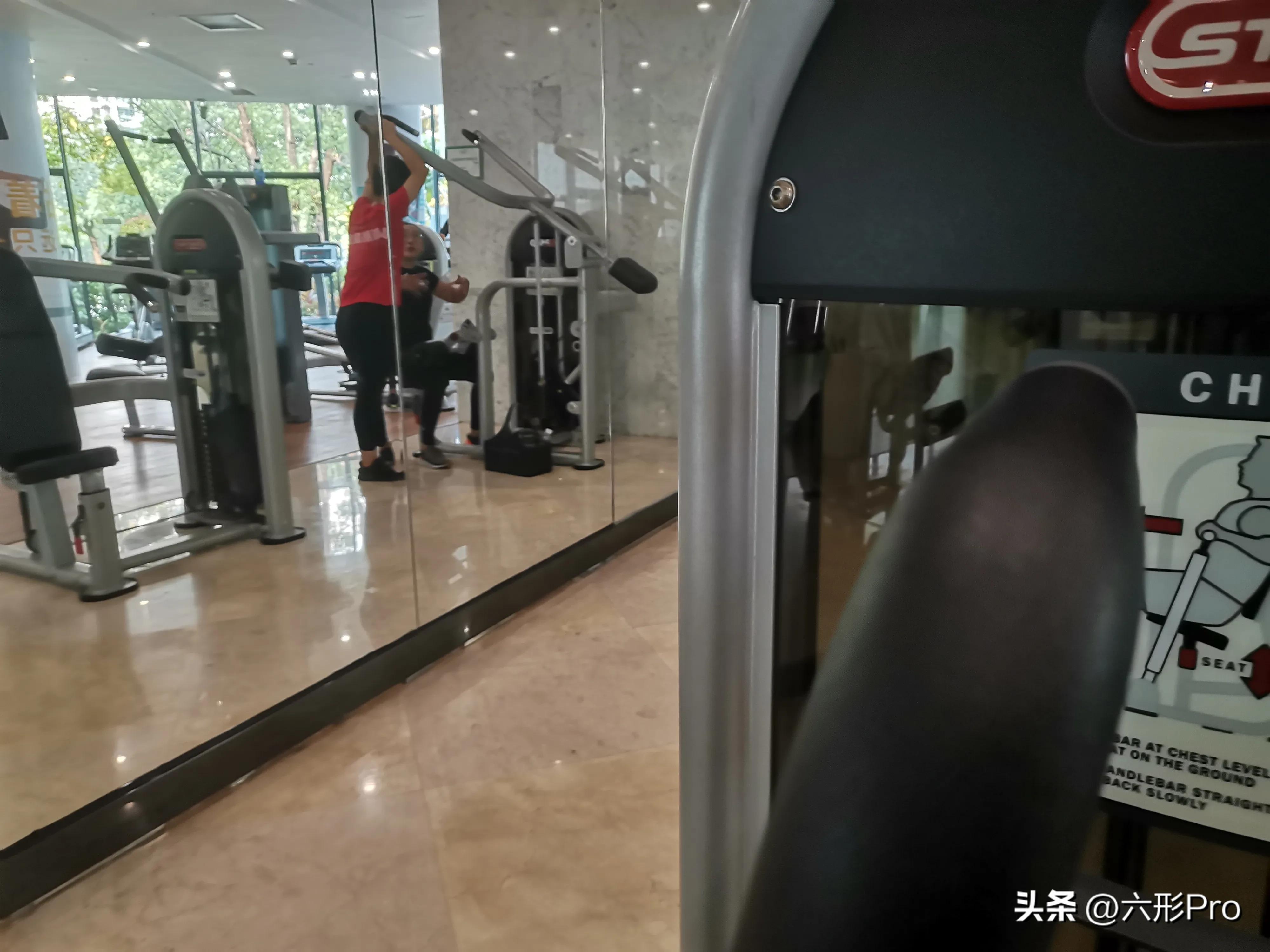 健身房力量训练器械有哪些,健身房器械入门全套