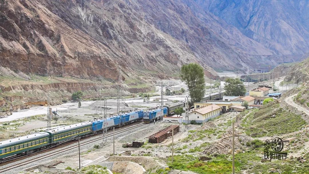 铁影｜荒凉与壮美并存——嘉镜铁路运转记其二