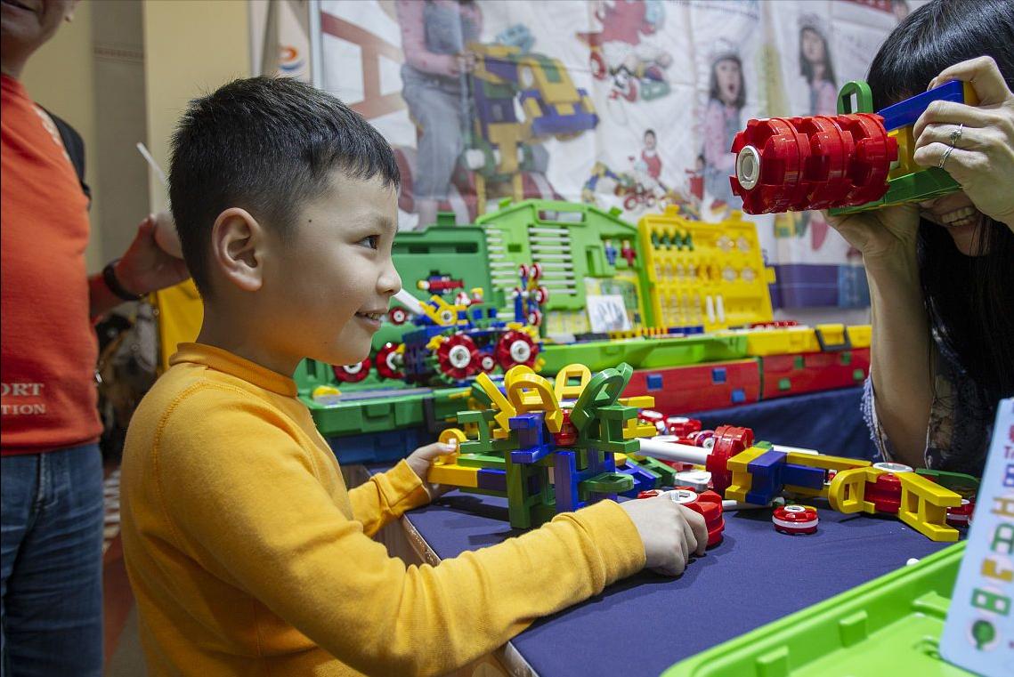 孩子的兴趣班不退费,孩子兴趣班上了中途出来不肯上