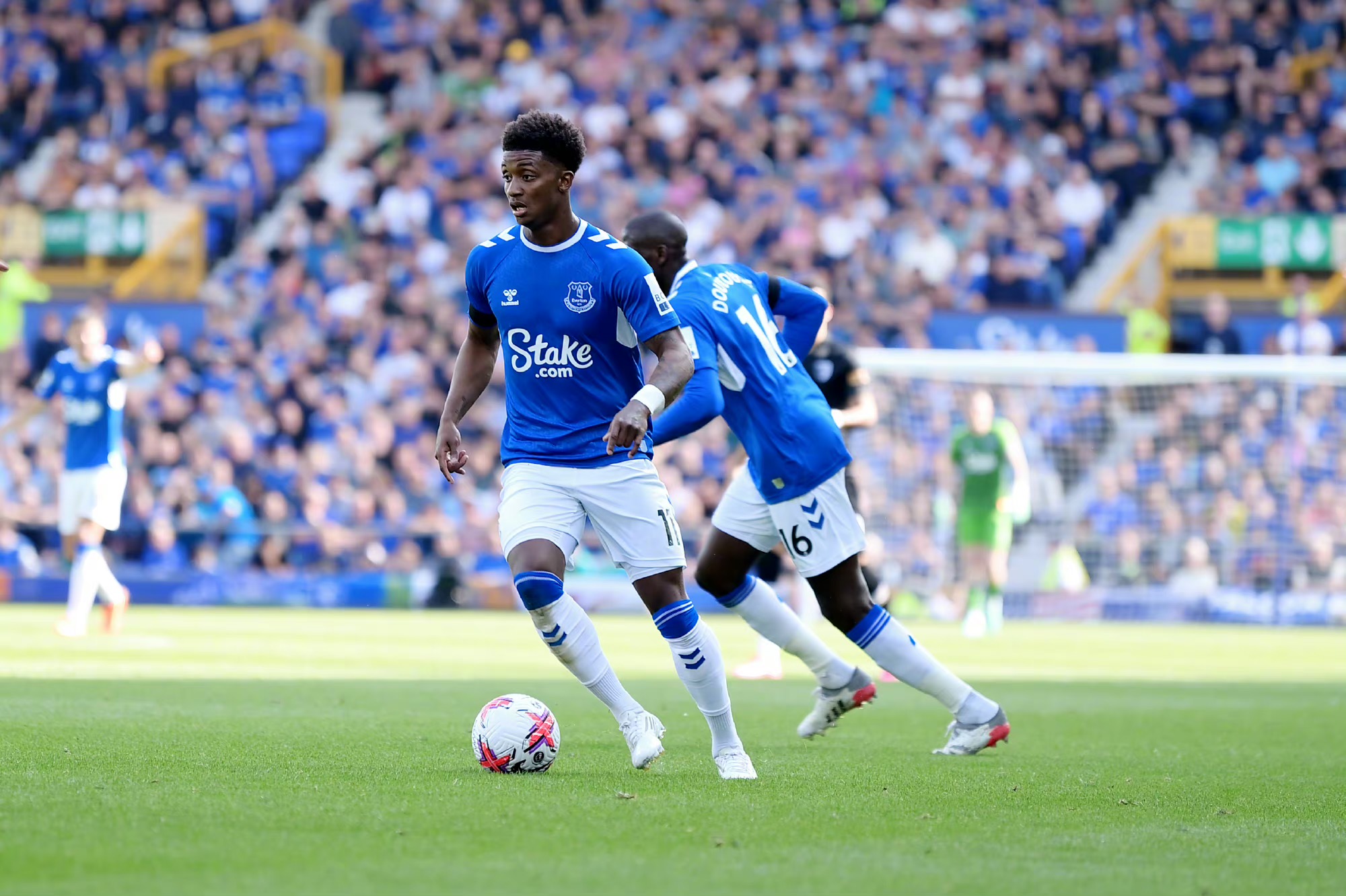 一场2-1英超领头羊狂飙冠军之争,英超5:0