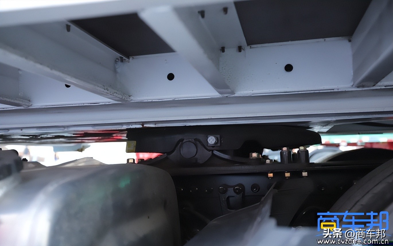 绿通车用什么轮胎,绿通新能源电动车轮胎更换