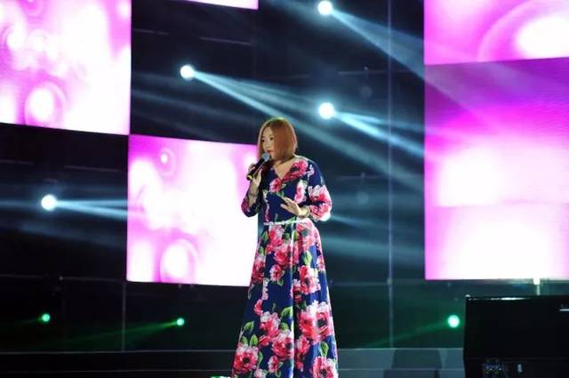 《白狐》陈瑞：拯救母亲的泪与痛，500万解约金背后的感动