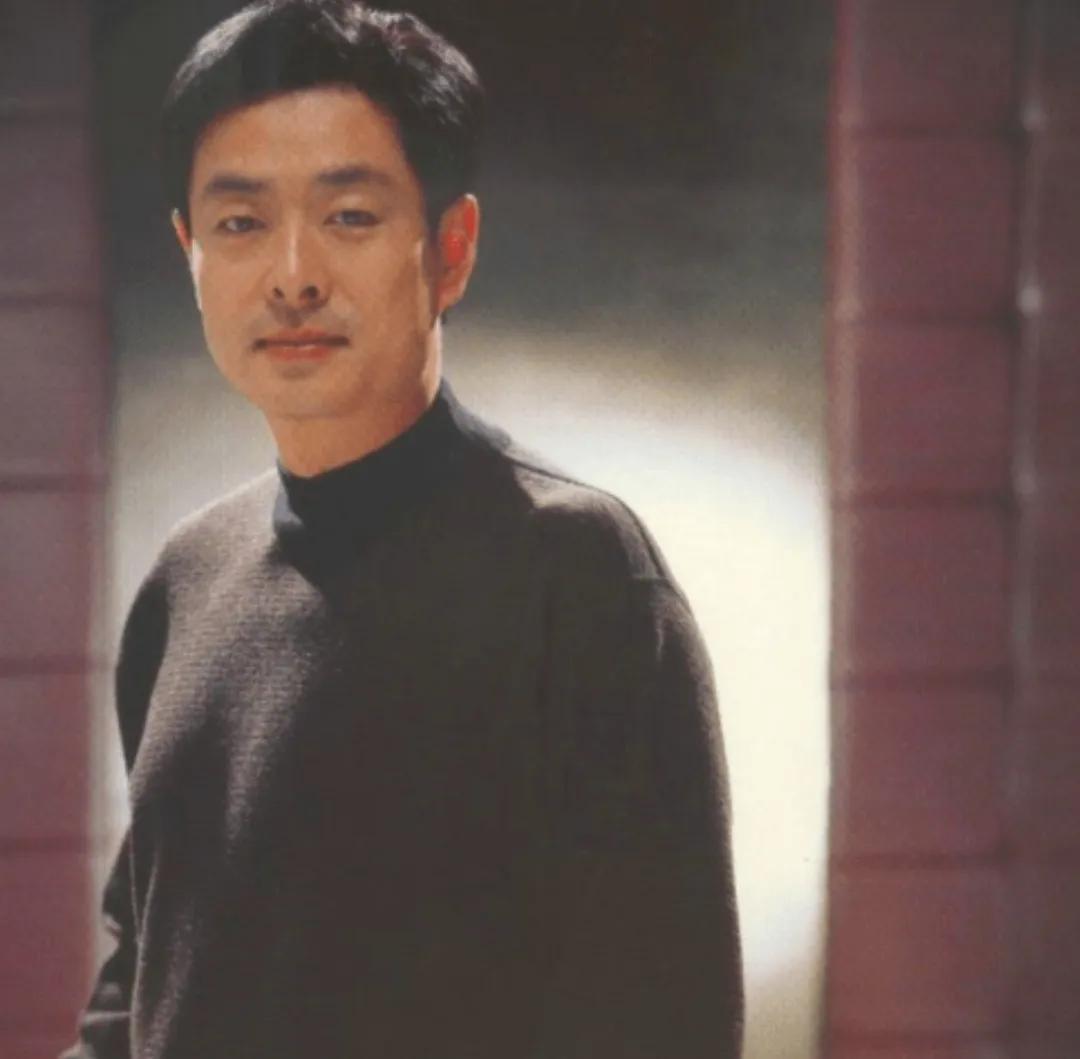 长得帅却总演反派的4位男星,演技被高估的四大男演员