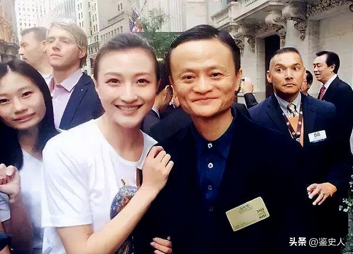 王健林的秘书年薪多少钱,王健林的私人秘书年薪