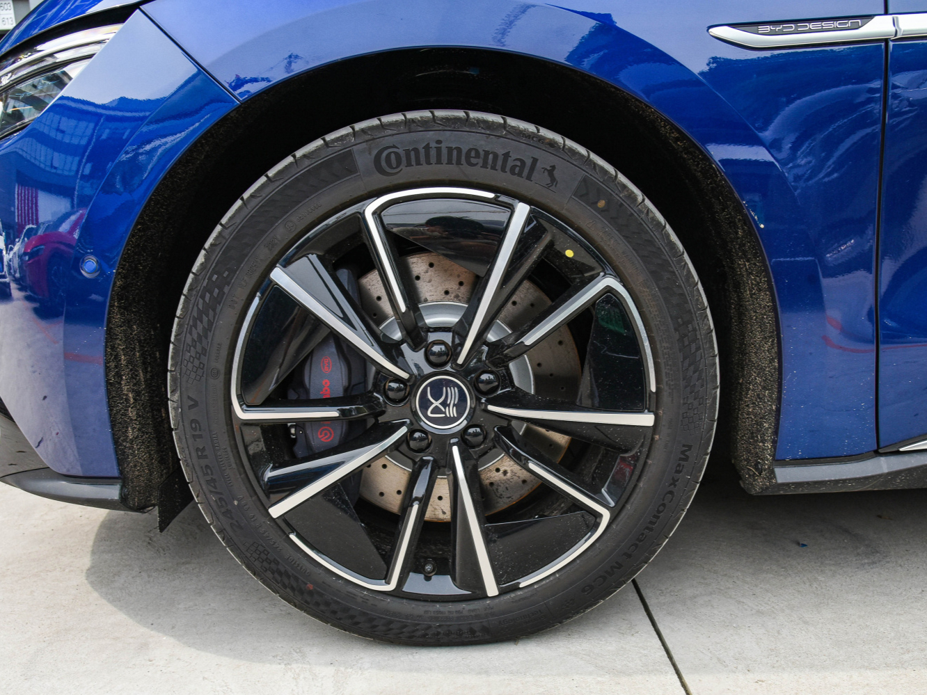 电动车换轮胎有必要换原厂的吗,养电车有哪些费用