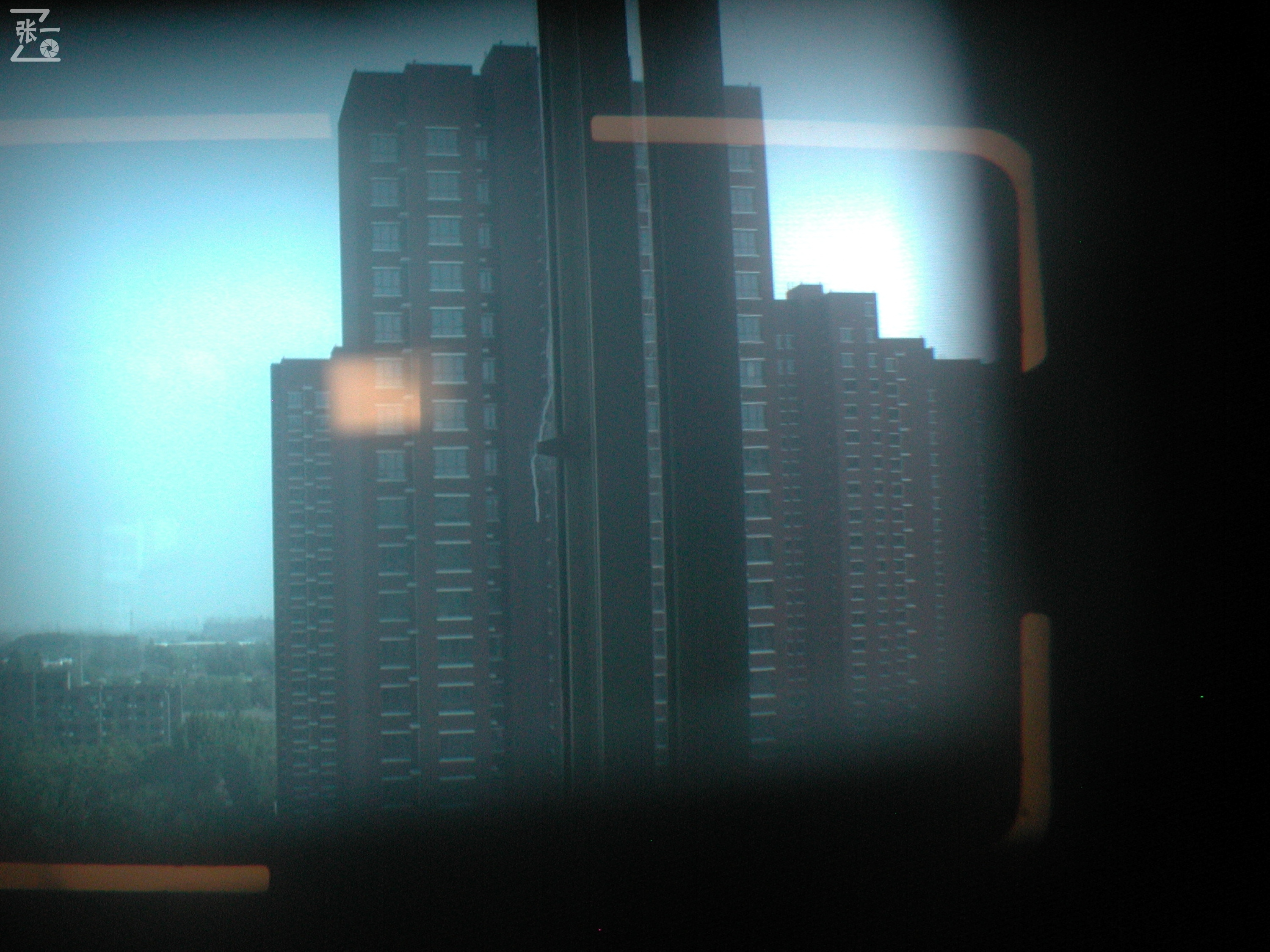 倒片旋钮在机身侧面的日本Fujica35Auto-M旁轴相机！1962年问世