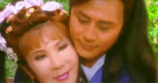 前脚吹“绝色美人”，后脚就被配角狠狠艳压，这些女明星图啥啊