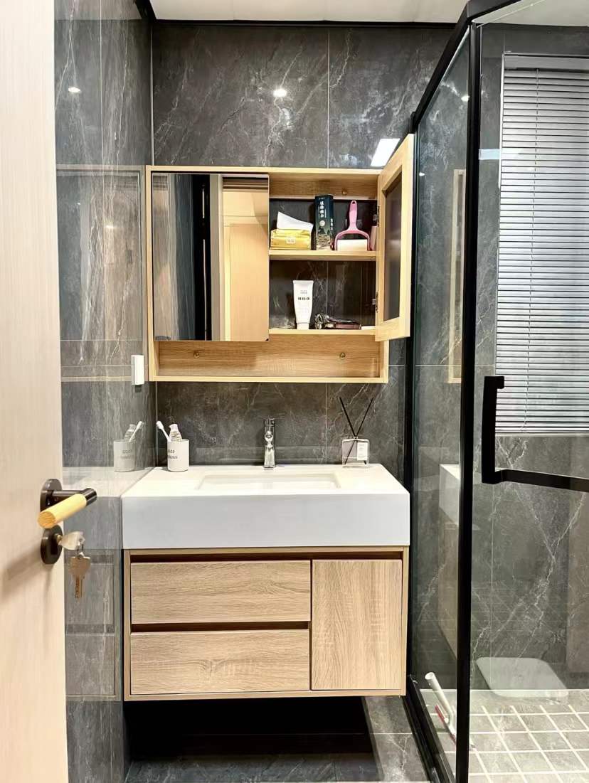 广州发现奇葩建筑,发现一位网友的家因装修风格走红