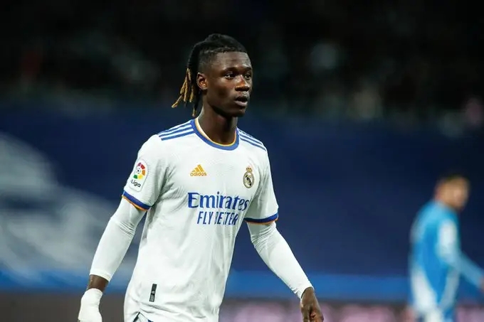 巴西足球17岁新星恩德里克,17岁恩德里克入选巴西国家队