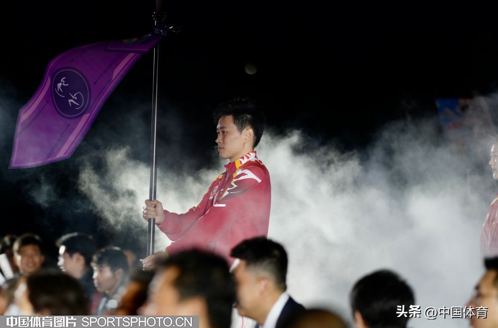 奥运冠军钟天使图片,奥运冠军钟天使回家