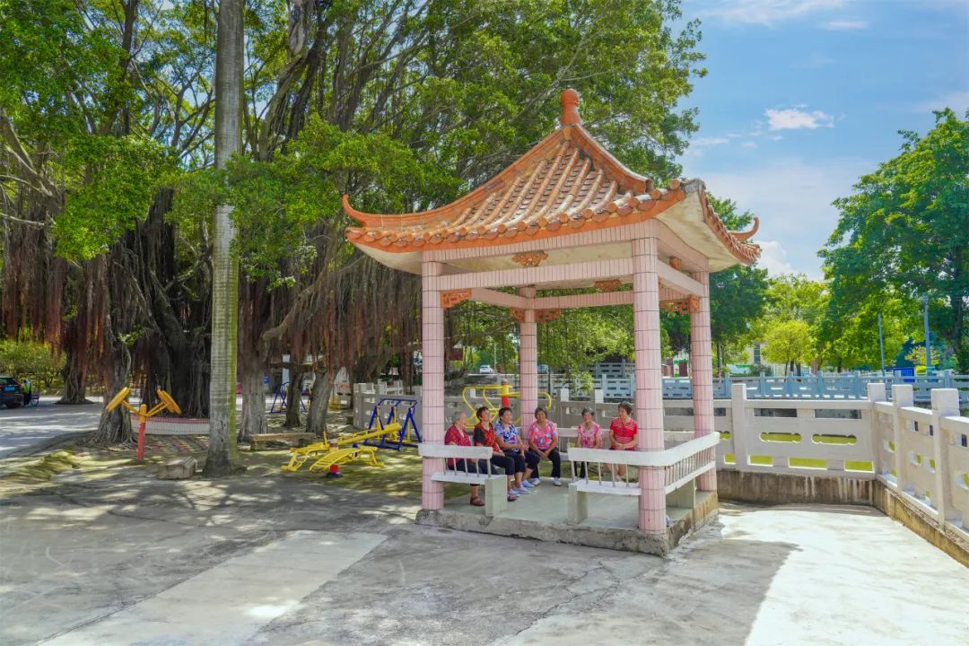 一河两岸广州美景效果图,西樵崇北足球场