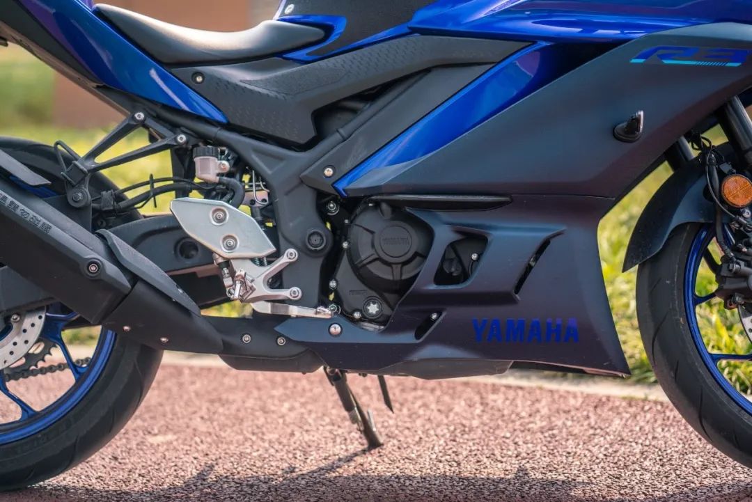 新款雅马哈yzfr3怎么样,雅马哈YZF-R25测评
