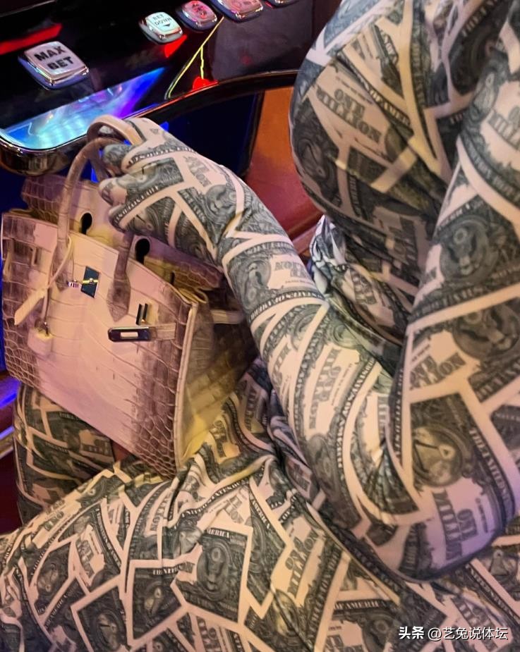 乔治娜成功赢得c罗的心,乔治娜暴发户