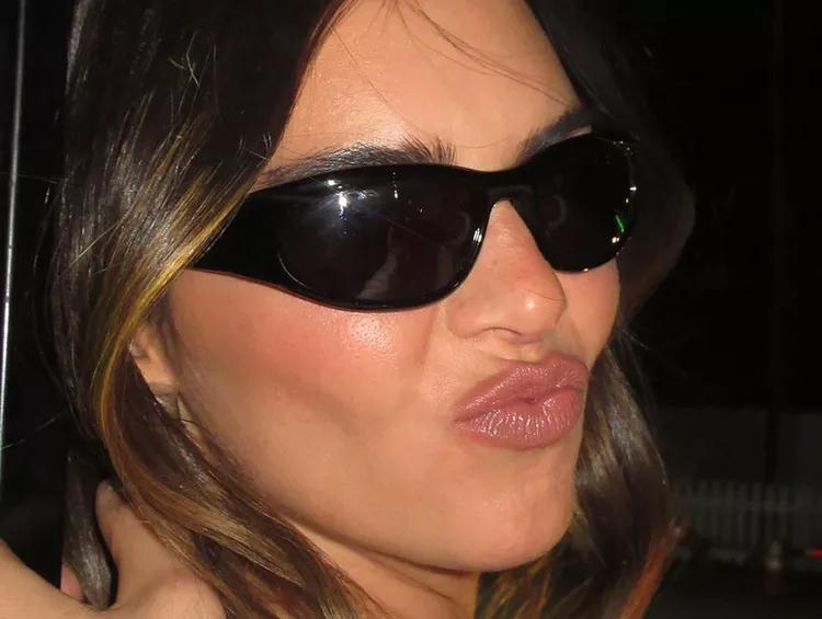 凯莉詹娜纱裙秀,凯莉詹娜穿长裤图片