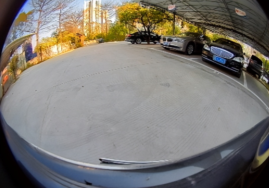 卡仕达MATE系列车机，解锁高段位假期自驾游