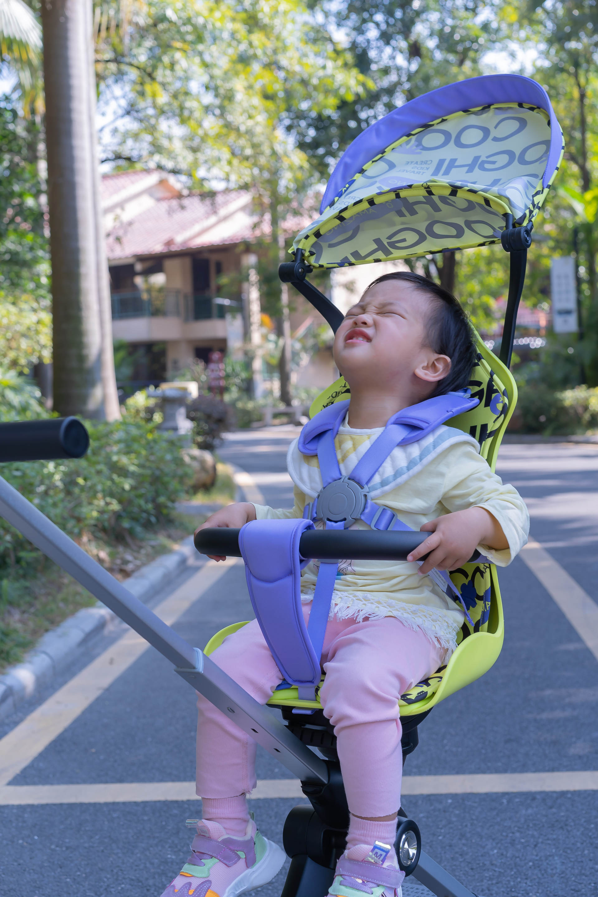 酷骑遛娃神器m1和m2的区别,cooghi酷骑遛娃神器