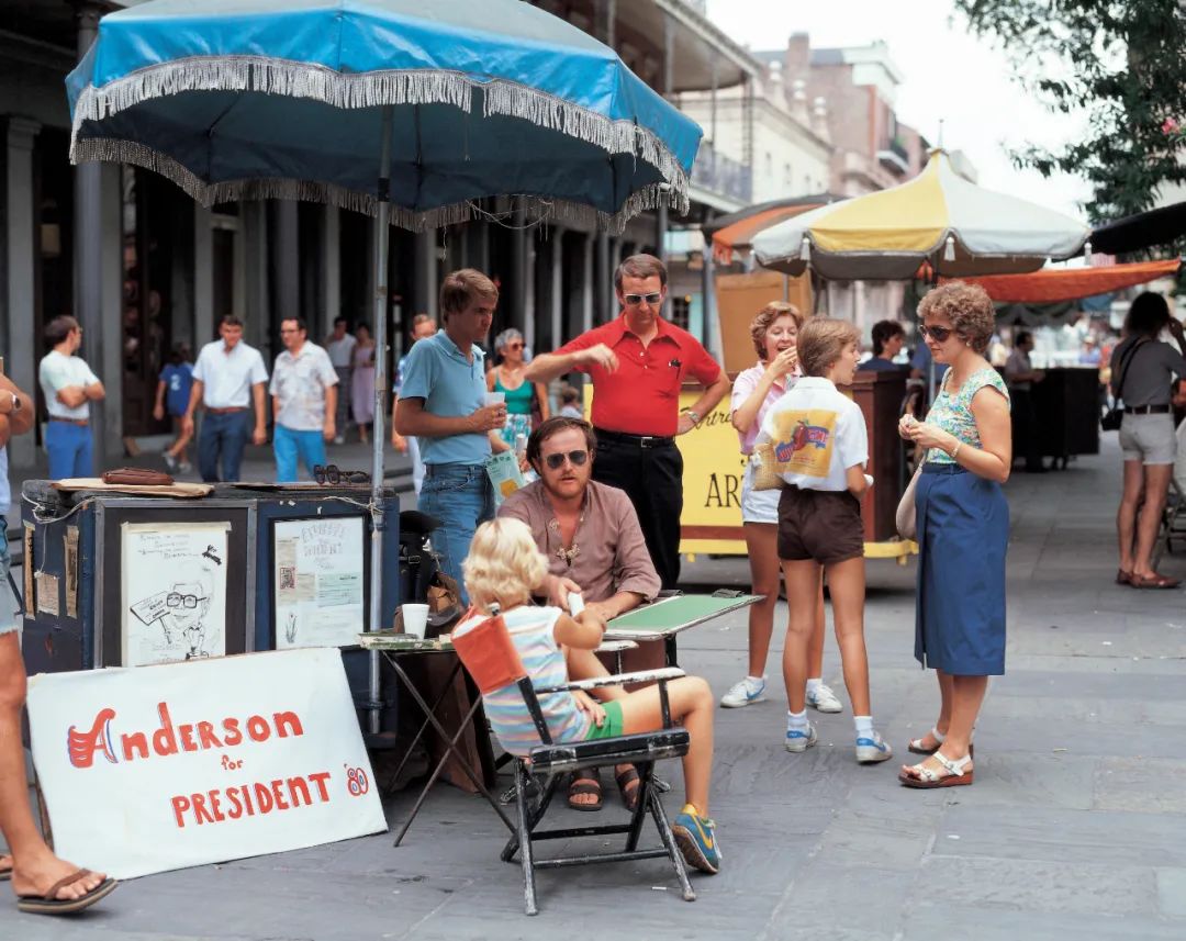 若觉生活太难，不妨读读《盐镇》