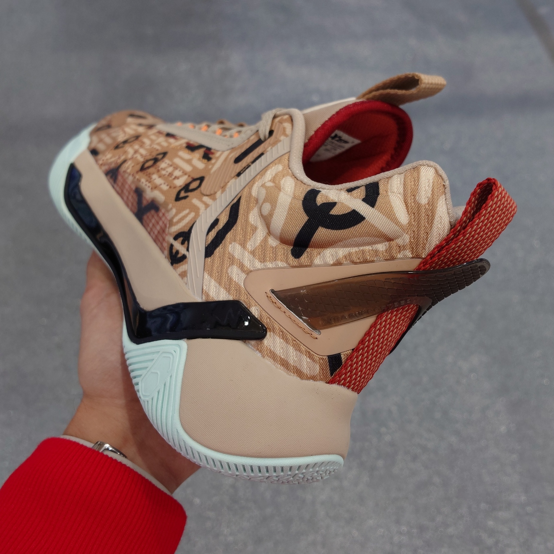 特步游云六代篮球鞋斜扣,特步篮球鞋游云1代