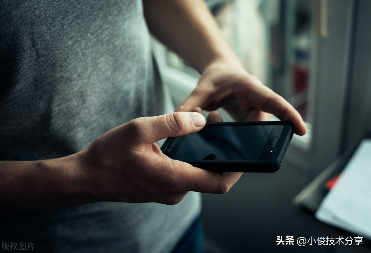 看手机伤眼睛怎样才能护眼,手机长期开护眼模式会损害眼睛吗