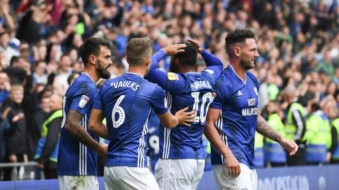 每日足球推荐卢顿vs曼彻斯特城,布莱顿vs埃弗顿足球联赛直播