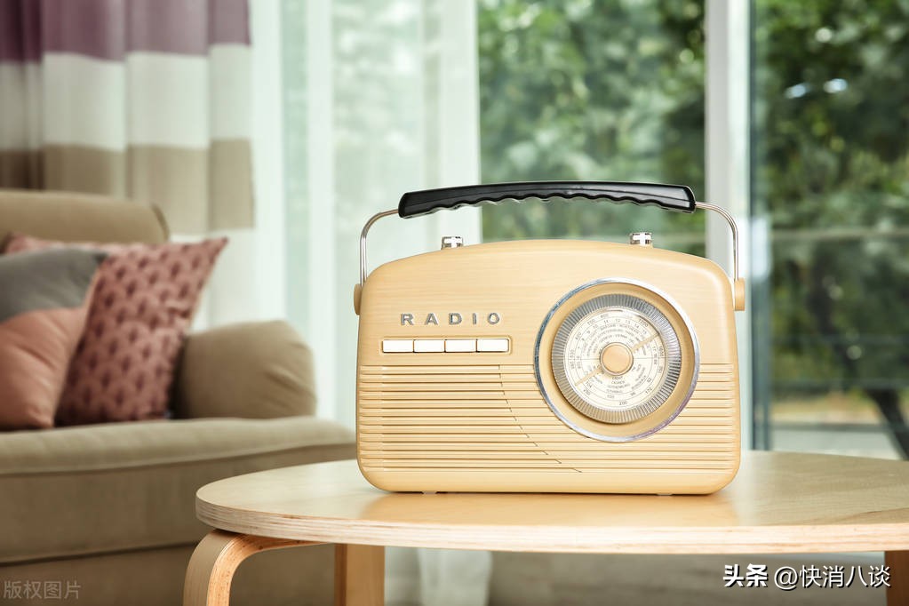 药贩子卖药骗老人视频,315晚会专门骗老人买神药