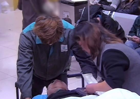 28岁工人被砸到脑袋后续,28岁工人被砸中脑袋