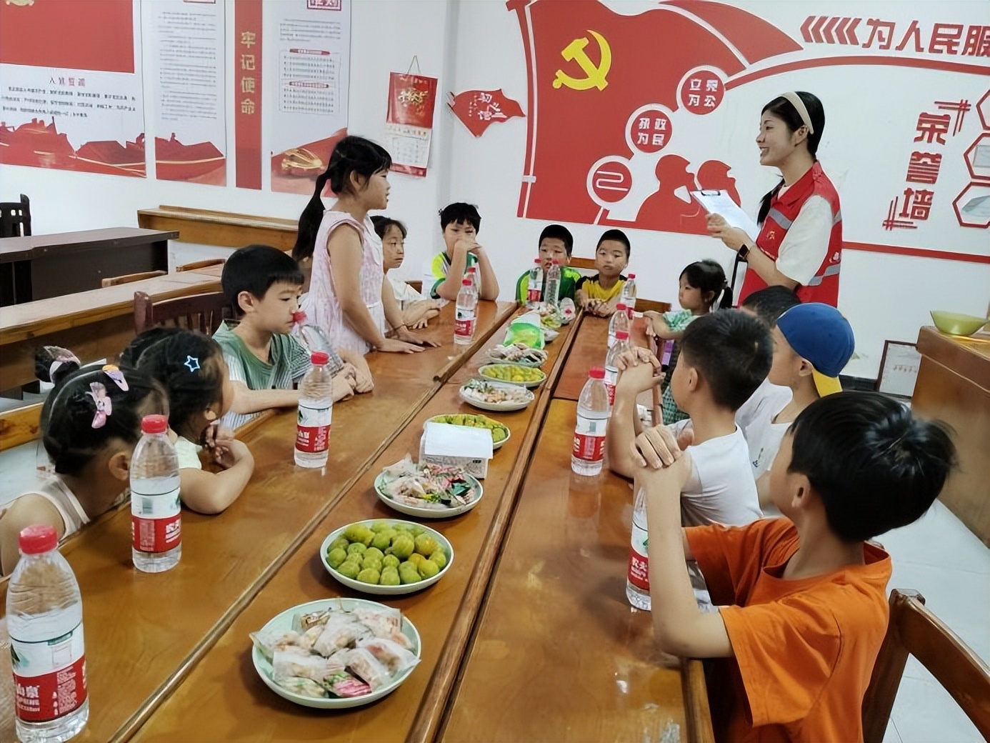 松林湾村儿童成长效能提升小组第一节“从心出发,快乐成长”